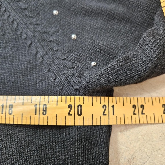 WHBM Cashmere blend Sweater Women M Black Stud Raglan Preppy Dark Romantic Goth - Picture 7 of 10